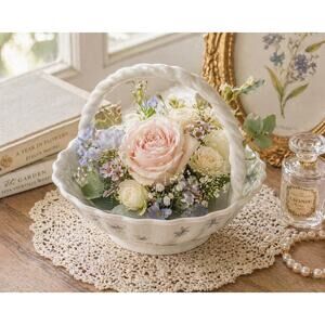 Vintage Wedgwood April Flowers Bone China Handled Basket Dish England Floral